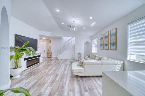 Casa en venta en Homestead, Florida, 3 dormitorios, 149.57 m2 № 1919963 - foto 11