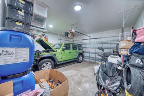 Casa en venta en Homestead, Florida, 3 dormitorios, 149.57 m2 № 1919963 - foto 29