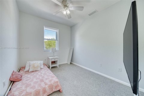 Casa en venta en Homestead, Florida, 3 dormitorios, 149.57 m2 № 1919963 - foto 28