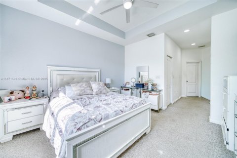 Casa en venta en Homestead, Florida, 3 dormitorios, 149.57 m2 № 1919963 - foto 17