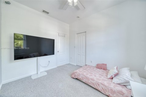 Casa en venta en Homestead, Florida, 3 dormitorios, 149.57 m2 № 1919963 - foto 27