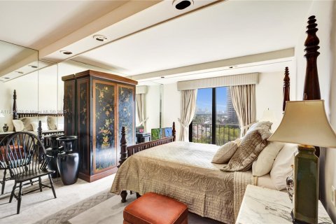 Condo in Aventura, Florida, 2 bedrooms  № 1970256 - photo 25