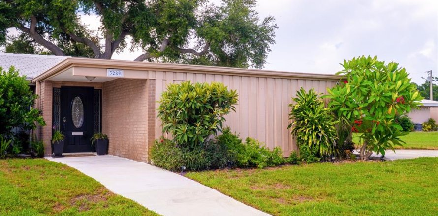 Condominio en Sarasota, Florida, 2 dormitorios  № 2318612