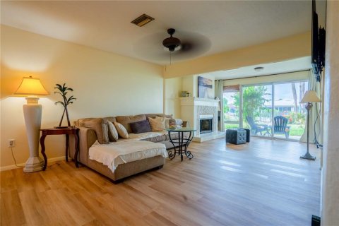 Condominio en venta en Sarasota, Florida, 2 dormitorios, 136.57 m2 № 2318612 - foto 7