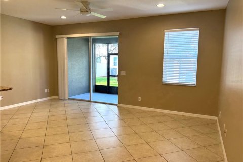 Townhouse in Sanford, Florida 3 bedrooms, 141.68 sq.m. № 1900149 - photo 11
