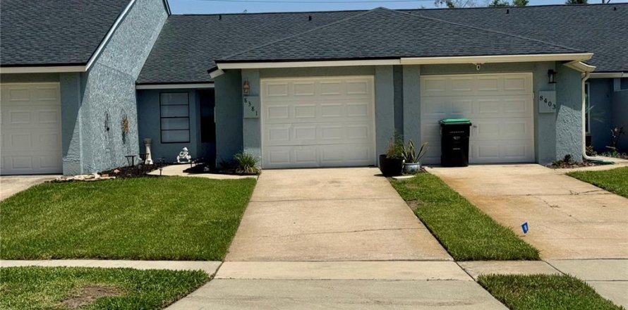 Townhouse in Orlando, Florida 2 bedrooms, 97.55 sq.m. № 2202035