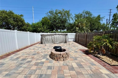 Townhouse in Orlando, Florida 2 bedrooms, 97.55 sq.m. № 2202035 - photo 19