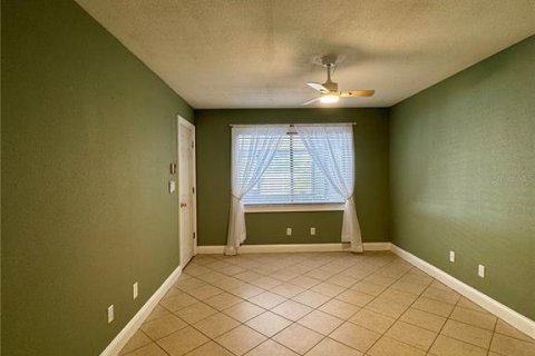 Townhouse in Orlando, Florida 2 bedrooms, 97.55 sq.m. № 2202035 - photo 13