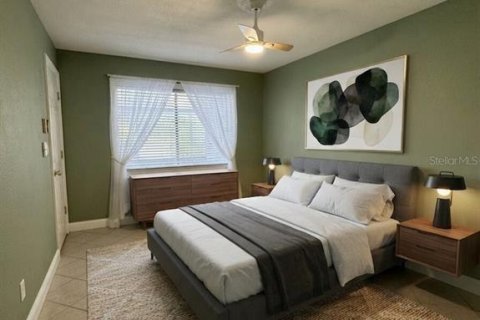 Townhouse in Orlando, Florida 2 bedrooms, 97.55 sq.m. № 2202035 - photo 14