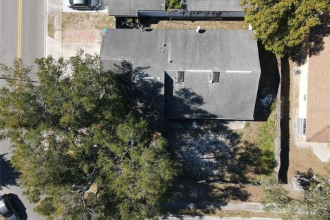 House in Orlando, Florida 3 bedrooms, 130.99 sq.m. № 1877300 - photo 12