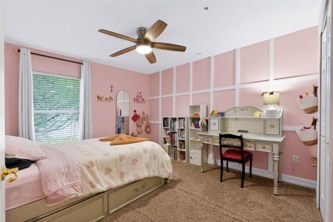 House in Tampa, Florida 4 bedrooms, 207.36 sq.m. № 2429210 - photo 25