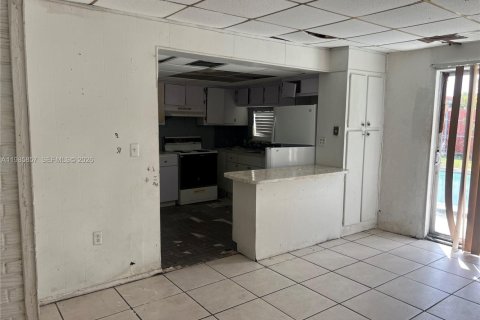 Купить виллу или дом в Майами, Флорида 4 спальни, 156.54м2, № 2047548 - фото 13