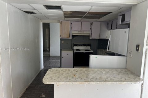 Купить виллу или дом в Майами, Флорида 4 спальни, 156.54м2, № 2047548 - фото 12