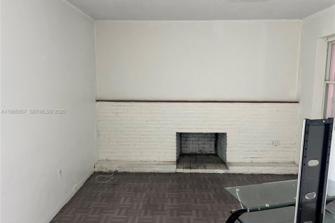 Купить виллу или дом в Майами, Флорида 4 спальни, 156.54м2, № 2047548 - фото 9