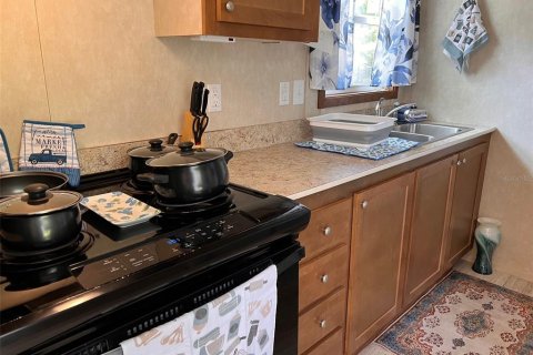 Apartamento en alquiler en Trenton, Florida, 1 dormitorio, 35.67 m2 № 1915931 - foto 2