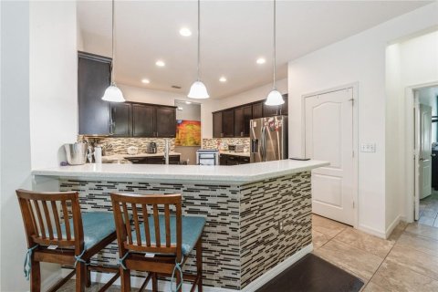 Villa ou maison à vendre à Kissimmee, Floride: 4 chambres, 245.45 m2 № 1666819 - photo 18