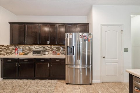 House in Kissimmee, Florida 4 bedrooms, 245.45 sq.m. № 1666819 - photo 23