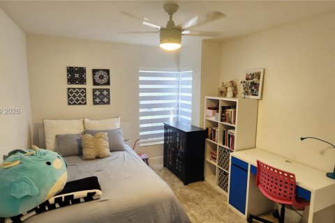 Villa ou maison à vendre à Hialeah, Floride: 3 chambres, 180.51 m2 № 2069055 - photo 16