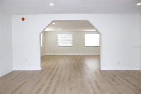 House in Tampa, Florida 3 bedrooms, 156.17 sq.m. № 2396549 - photo 22