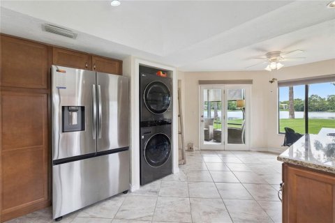 Copropriété à vendre à Daytona Beach, Floride: 2 chambres, 114.92 m2 № 2233416 - photo 12