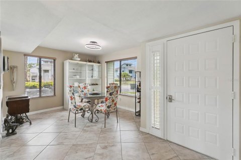 Copropriété à vendre à Daytona Beach, Floride: 2 chambres, 114.92 m2 № 2233416 - photo 10