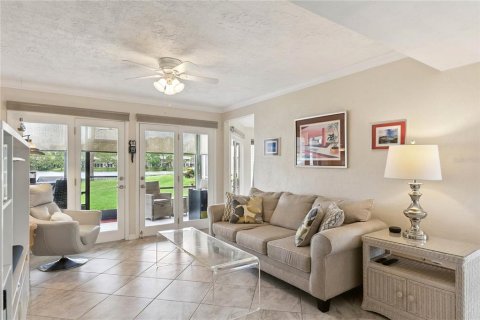 Copropriété à vendre à Daytona Beach, Floride: 2 chambres, 114.92 m2 № 2233416 - photo 3