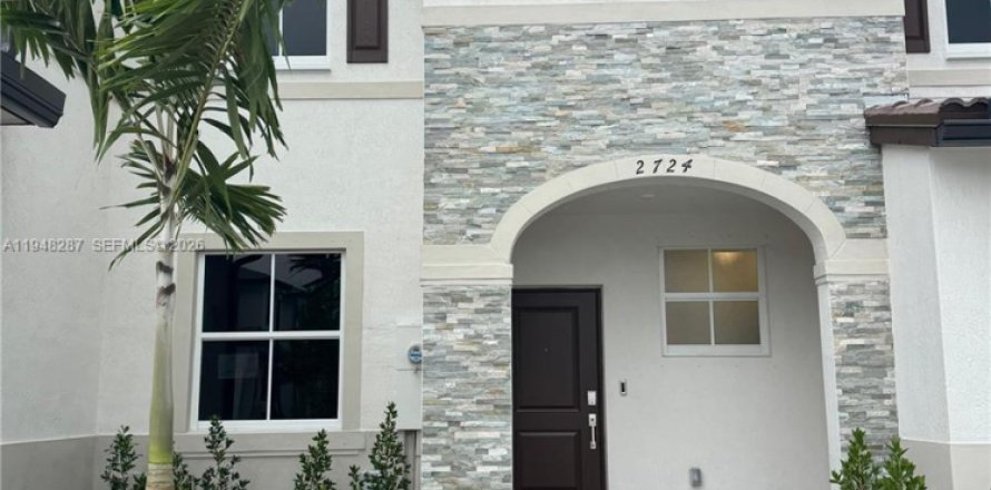 Touwnhouse à Homestead, Floride 3 chambres № 2004332