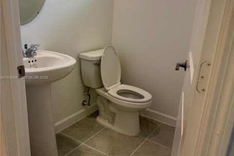 Touwnhouse à louer à Homestead, Floride: 3 chambres № 2004332 - photo 10