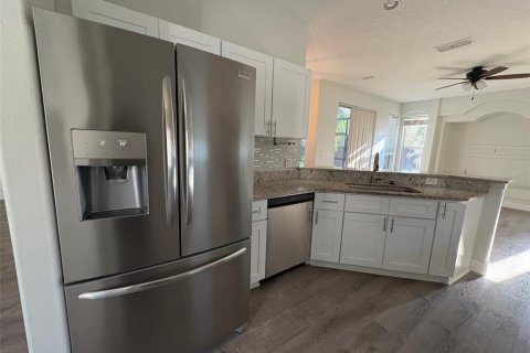 Casa en venta en Windermere, Florida, 4 dormitorios, 202.62 m2 № 1865854 - foto 6