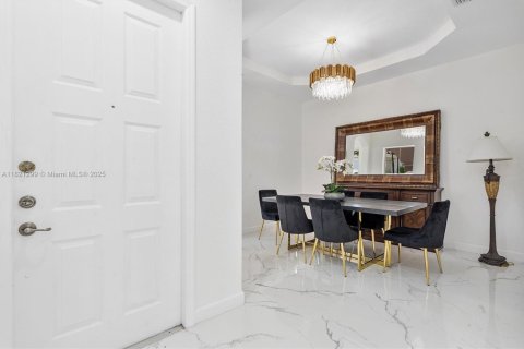 Adosado en venta en Hollywood, Florida, 3 dormitorios, 219.81 m2 № 1783906 - foto 12