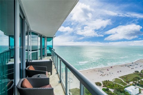 Copropriété à vendre à Miami Beach, Floride: 2 chambres, 122.26 m2 № 2033954 - photo 30
