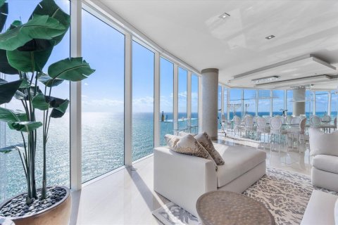Condo in Hollywood, Florida, 5 bedrooms № 2244787