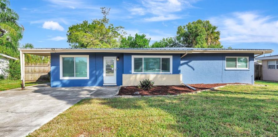 House in Sarasota, Florida 3 bedrooms, 141.21 sq.m. № 2101274