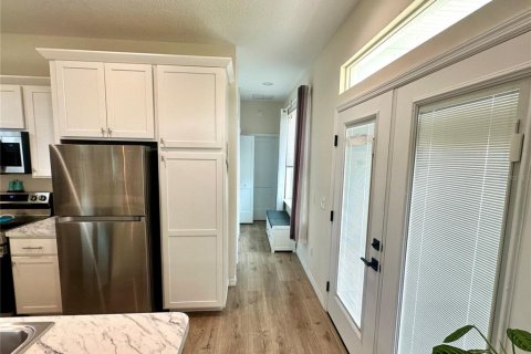 House in Oxford, Florida 1 bedroom, 66.89 sq.m. № 1736371 - photo 12