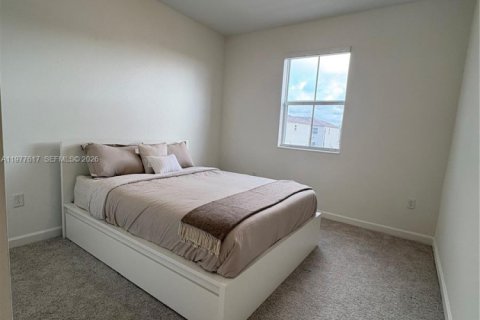 Townhouse in Homestead, Florida 3 bedrooms, 169.73 sq.m. № 2042112 - photo 7