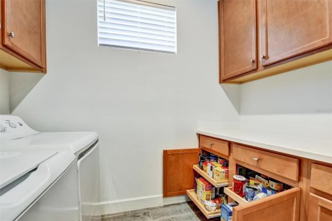 Casa en venta en Wesley Chapel, Florida, 3 dormitorios, 179.67 m2 № 1901995 - foto 23