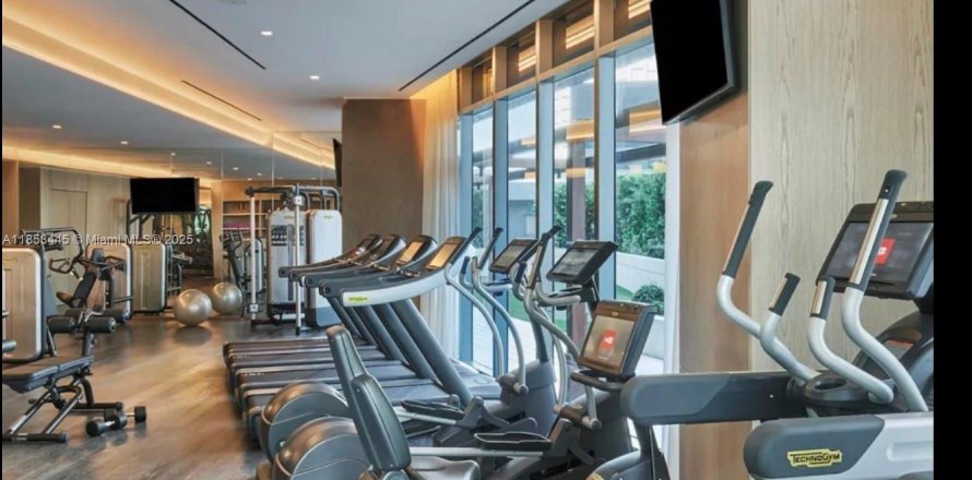 Condominio en Miami, Florida, 1 dormitorio № 1872652