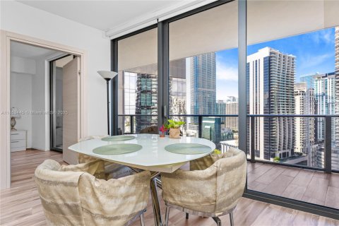 Condo in Miami, Florida, 1 bedroom  № 1872652 - photo 13