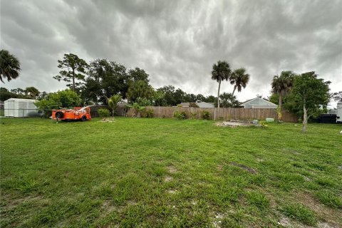 House in North Port, Florida 2 bedrooms, 84.73 sq.m. № 1905415 - photo 29