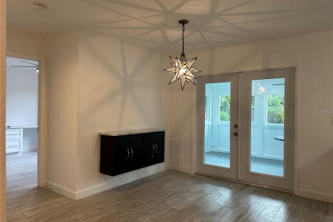 House in North Port, Florida 2 bedrooms, 84.73 sq.m. № 1905415 - photo 7