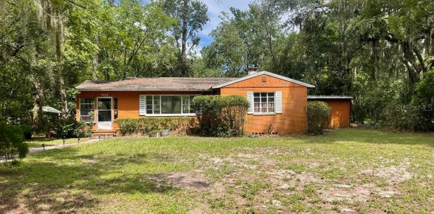 Casa en Gainesville, Florida 3 dormitorios, 145.95 m2 № 1898392