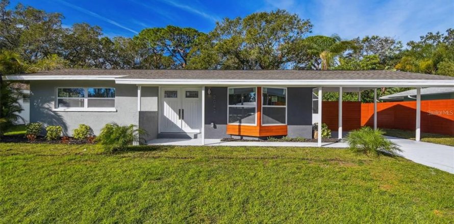 Casa en Sarasota, Florida 5 dormitorios, 241.55 m2 № 1900562