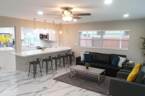 Casa en alquiler en Sarasota, Florida, 5 dormitorios, 241.55 m2 № 1900562 - foto 10