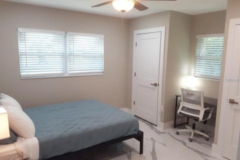 Casa en alquiler en Sarasota, Florida, 5 dormitorios, 241.55 m2 № 1900562 - foto 16