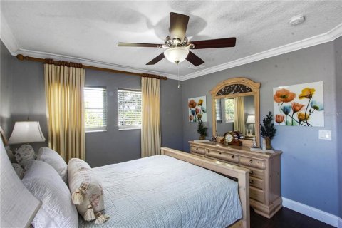 House in STONEYBROOK HILLS in Mount Dora, Florida 4 bedrooms, 299.05 sq.m. № 2398673 - photo 13