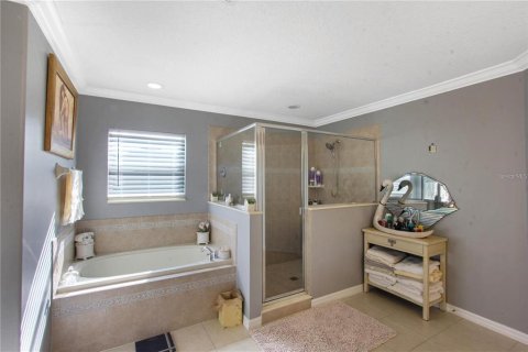 House in STONEYBROOK HILLS in Mount Dora, Florida 4 bedrooms, 299.05 sq.m. № 2398673 - photo 23
