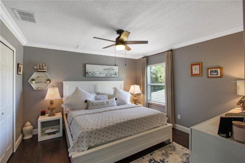 House in STONEYBROOK HILLS in Mount Dora, Florida 4 bedrooms, 299.05 sq.m. № 2398673 - photo 14