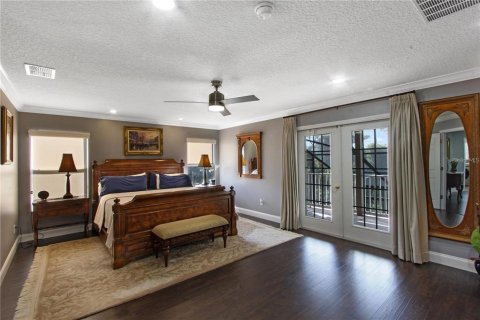 House in STONEYBROOK HILLS in Mount Dora, Florida 4 bedrooms, 299.05 sq.m. № 2398673 - photo 10