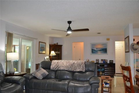 Villa ou maison à vendre à Spring Hill, Floride: 3 chambres, 117.43 m2 № 2238024 - photo 8