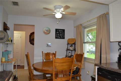 Villa ou maison à vendre à Spring Hill, Floride: 3 chambres, 117.43 m2 № 2238024 - photo 12